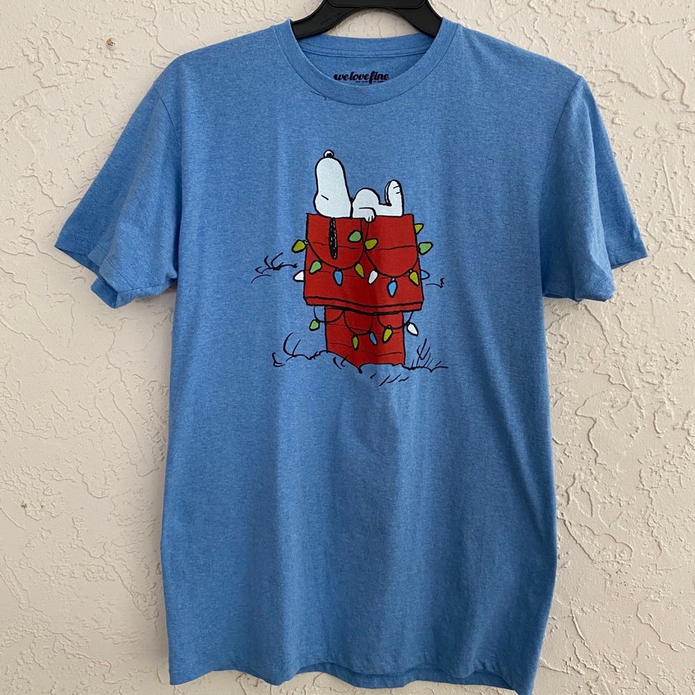 Peanuts We Love‎ Fine T Shirt Mens Large Blue Snoopy Christmas Doghouse Graphic